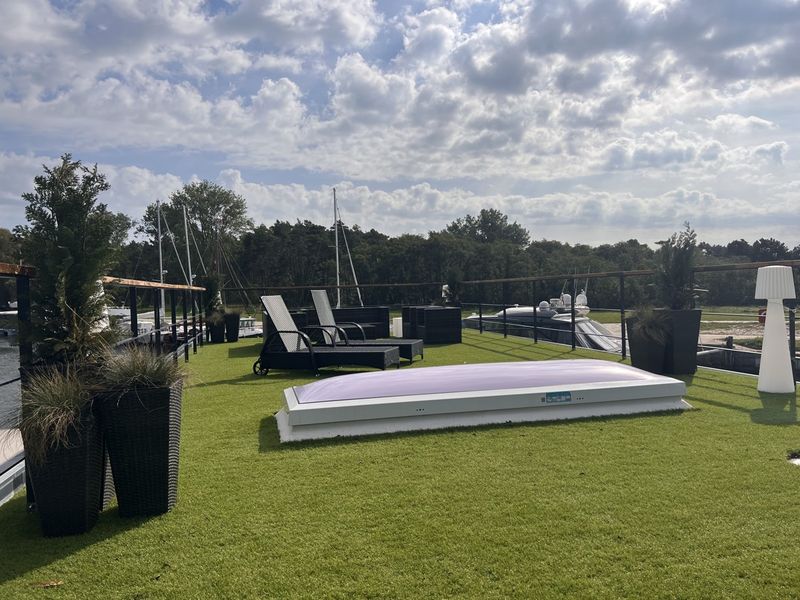 LUXUS Hausboot - 3 Etagen - 100m² Wohnen + 120 m² SONNENTERRASSE - Kamin, Kino, komplett individuell